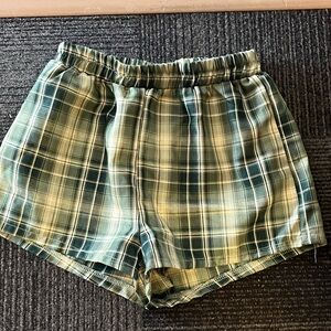 SHEIN Green High Waist Plaid Shorts